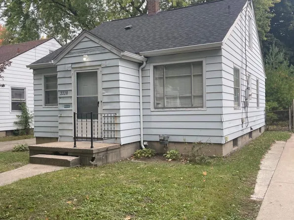 2228 Avon St, Saginaw, MI 48602