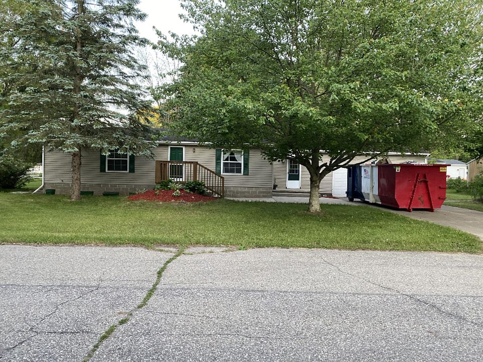 1st image of 245 Pine St