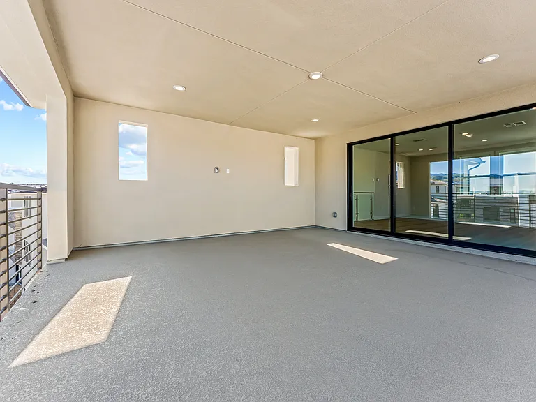 209 Stage — Photo 20