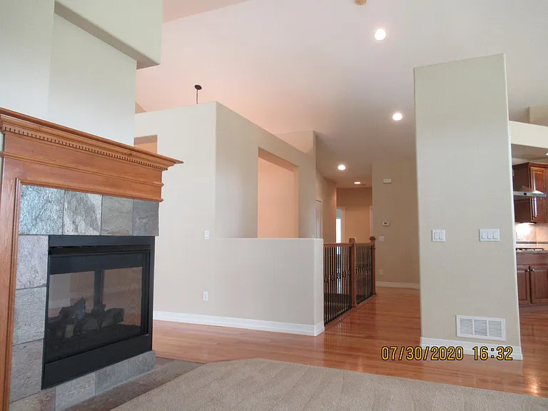 26834 E Mineral Dr — Photo 40
