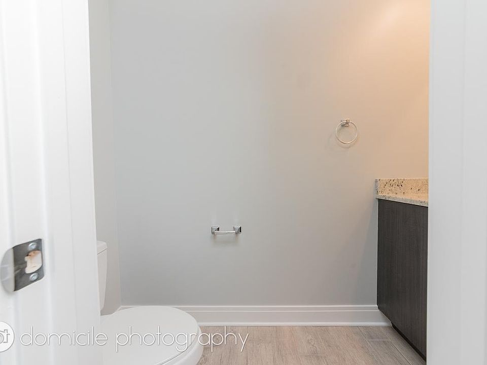 1st image of 6212 S Greenwood Ave #A