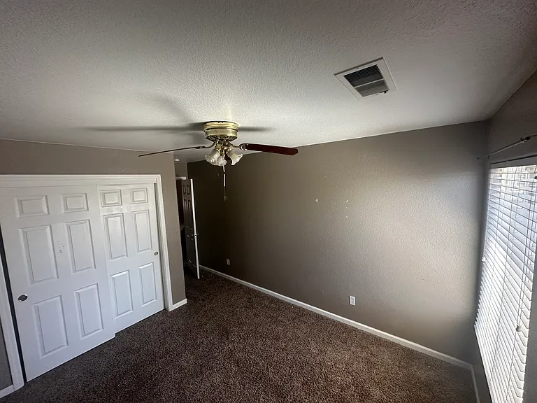 2862 Pico Ave — Photo 11