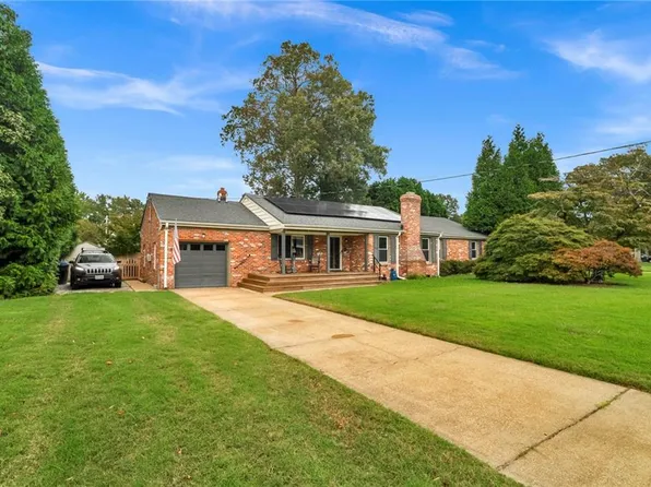 4724 Bradston Rd, Virginia Beach, VA 23455