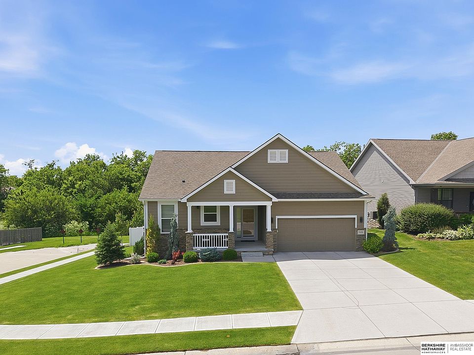 1st image of 7020 S 184th St