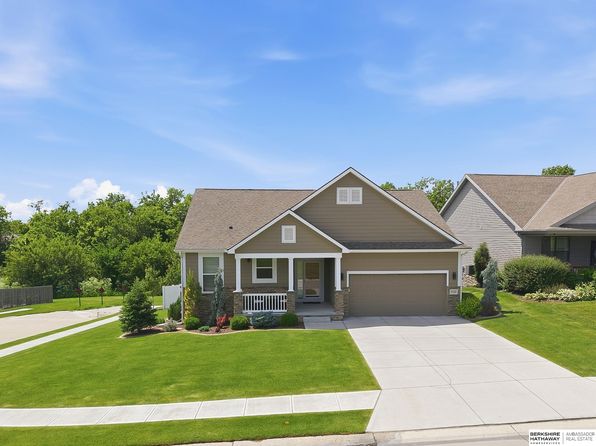 7020 S 184th St, Omaha, NE 68136