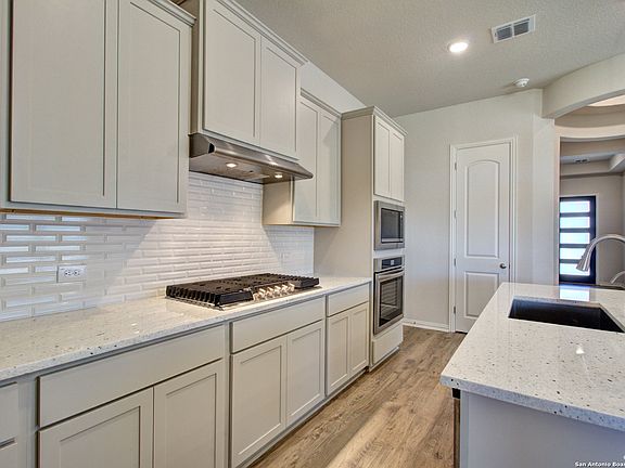 2nd image of 13527 Valjean Avenue