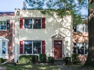 8328 Garfield Ct, Springfield, VA 22152