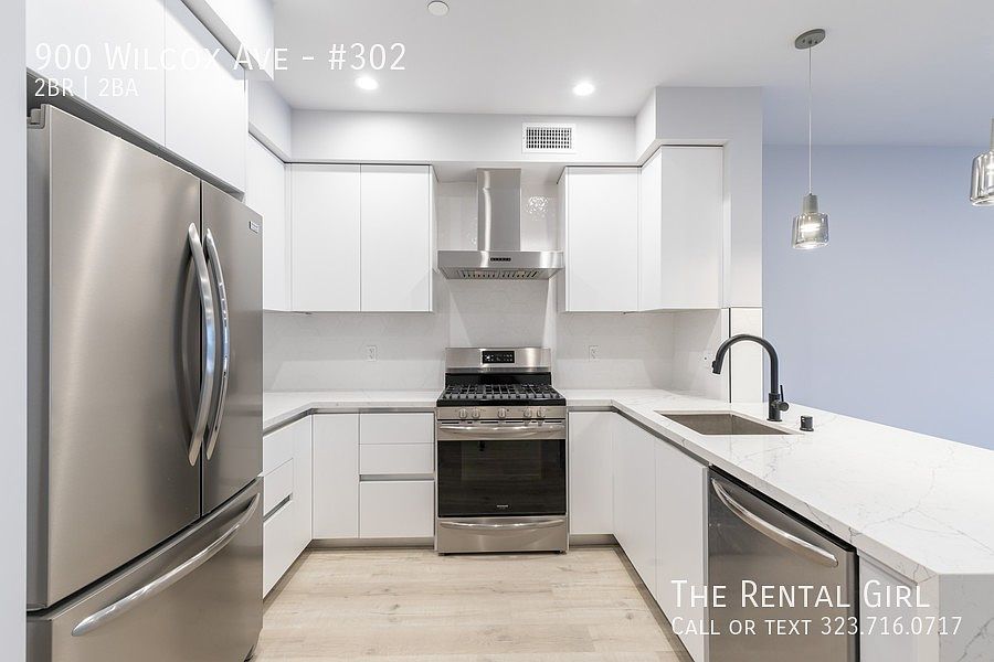1st image of 900 Wilcox Ave #302