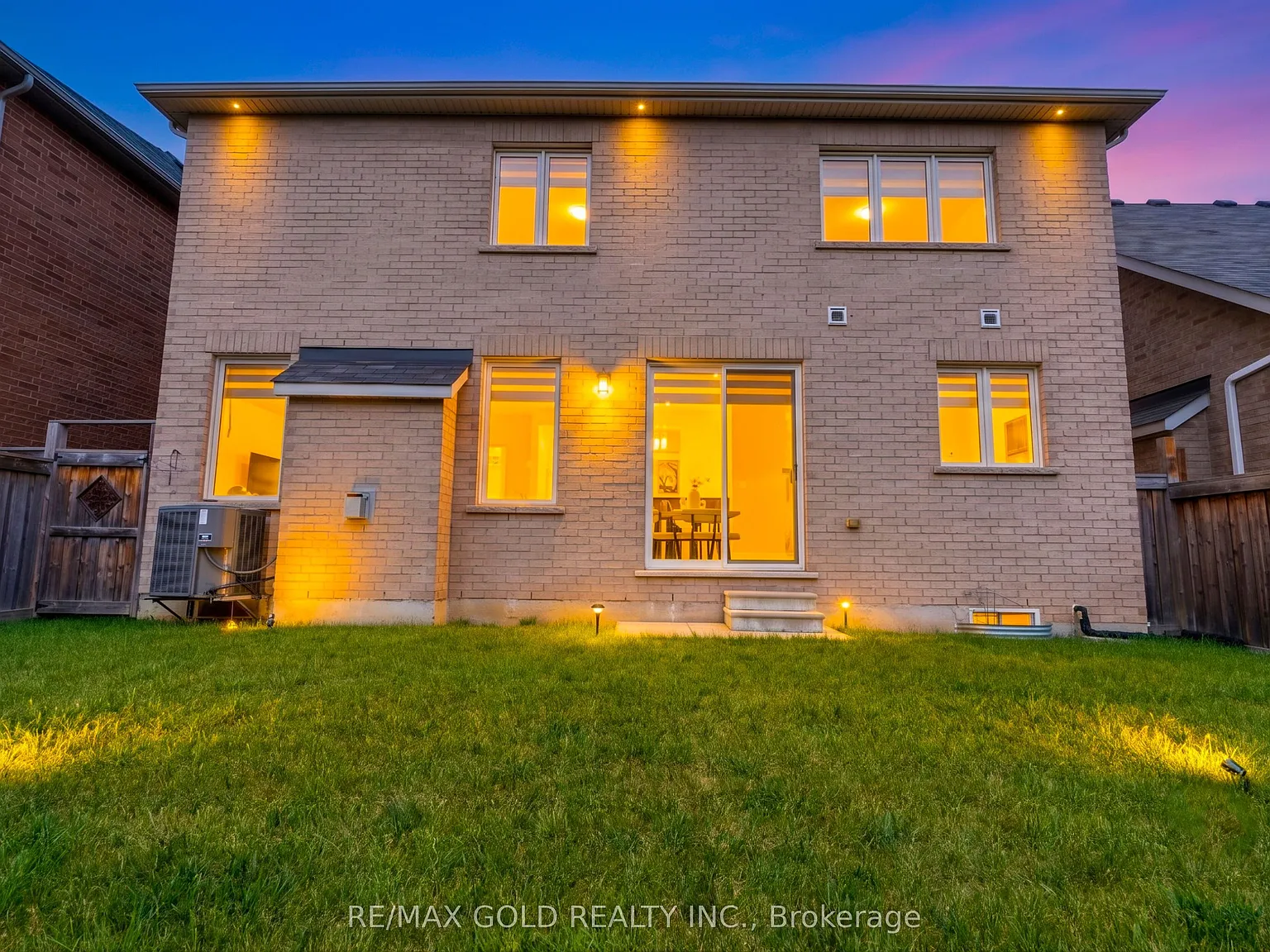 4 bed, $4,300 — Photo 2