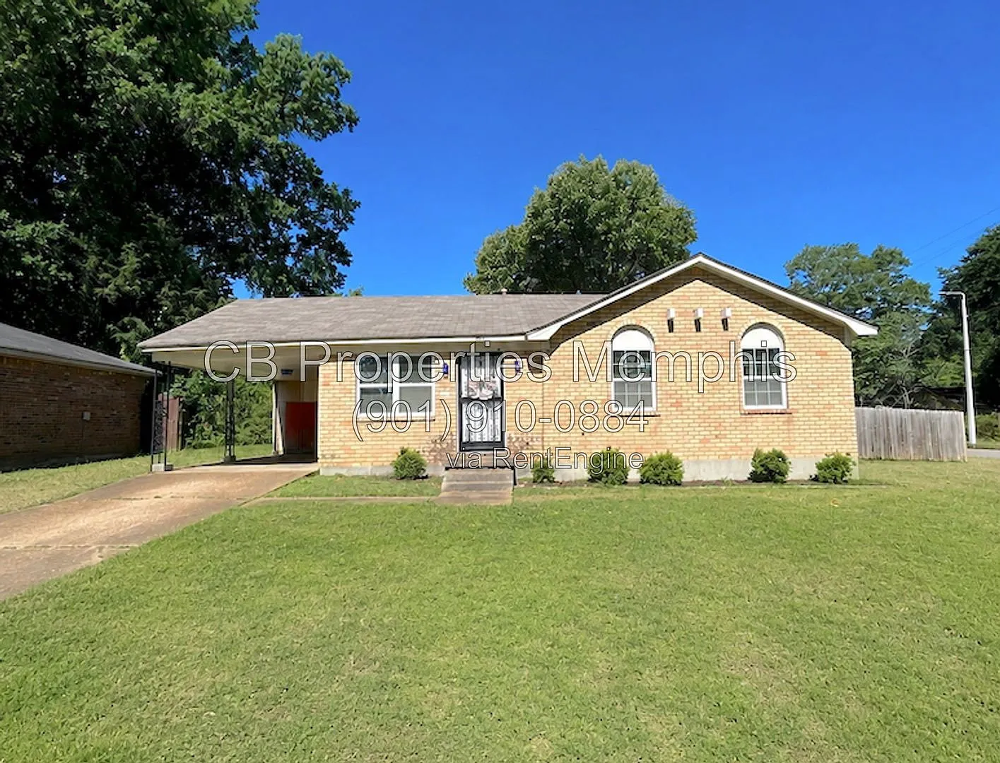 3 bed, 1.0 bath, 1033 sqft, $1,095 — Photo 1