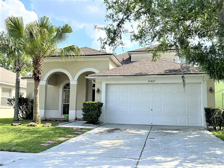 10407 Glen Willow Ln — Photo 1