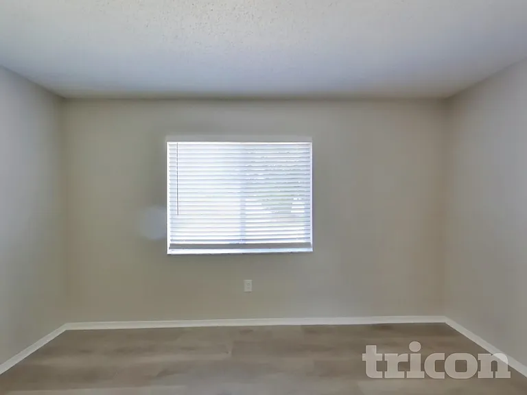 4522 Reynolds Creek Ave — Photo 6