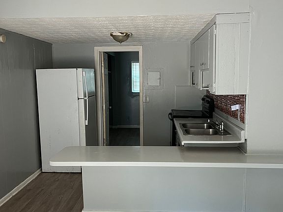 Kitchen/dining area