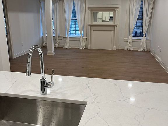 3rd image of 692 N High St Suite 202