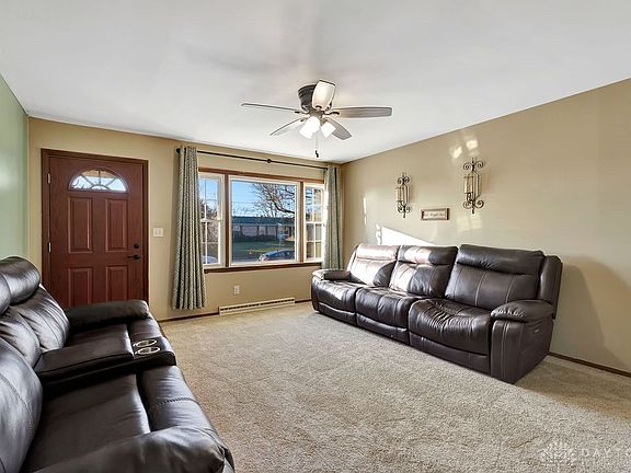 3rd image of 514 Cranewood Dr