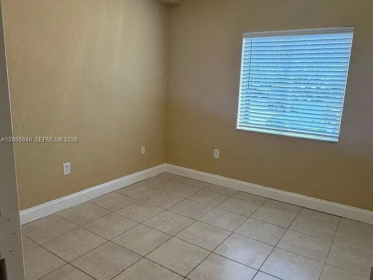 1133 Golden Lakes Blvd #812 — Photo 7