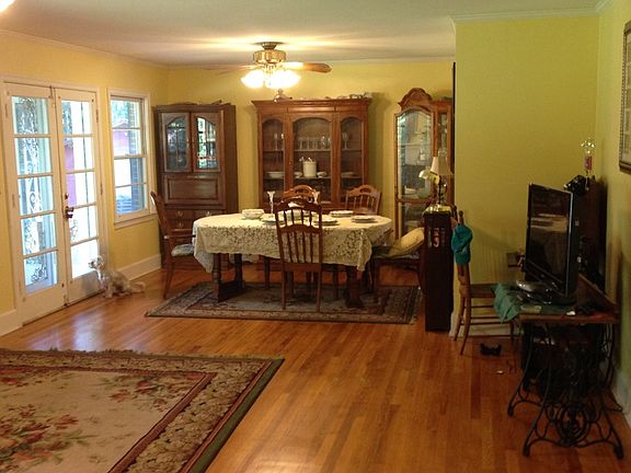 Dining Room / Living Room