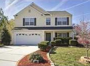 200 Chilmark Ridge Dr, Holly Springs, NC 27540