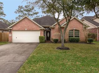 3748 Armand Dr, Dickinson, TX 77539