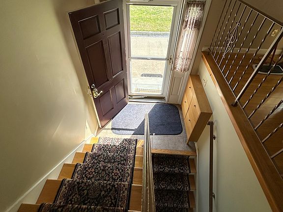 2nd image of 8 Legrand Rd