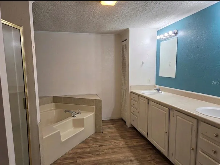 4738 SW 166th Court Rd — Photo 7