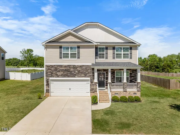 2415 Ivy Knoll Dr, Mebane, NC 27302