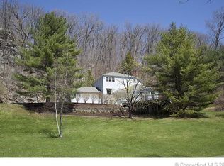 367 Tepi Dr, Southbury, CT 06488