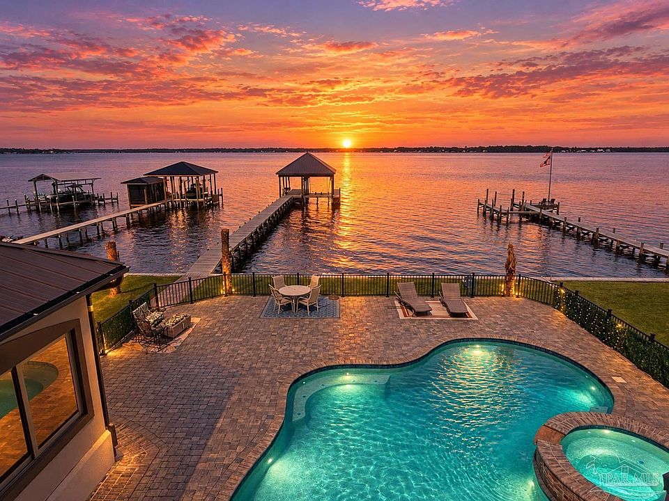 1st image of 2025 Crown Pointe Blvd