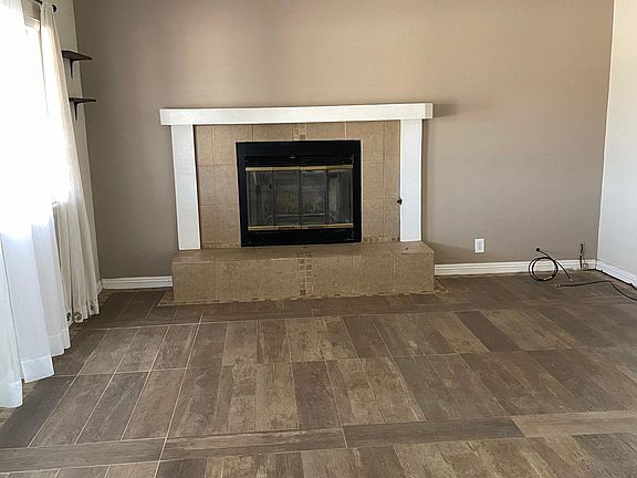 3rd image of 8302 Langdon Ave
