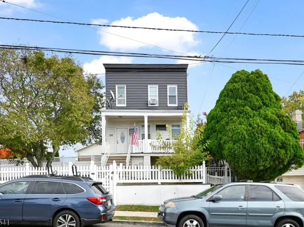 126 MacArthur Ave, Garfield City, NJ 07026