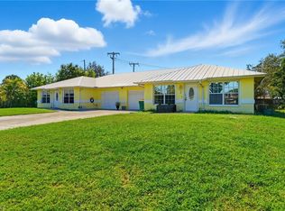 1000 S Alhambra Cir, Naples, FL 34103