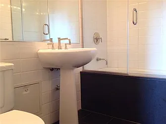 Rented by R New York