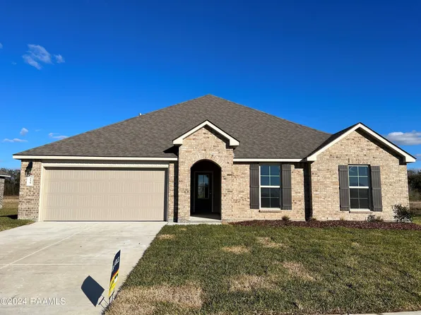 226 Hadley Ct, Breaux Bridge, LA 70517