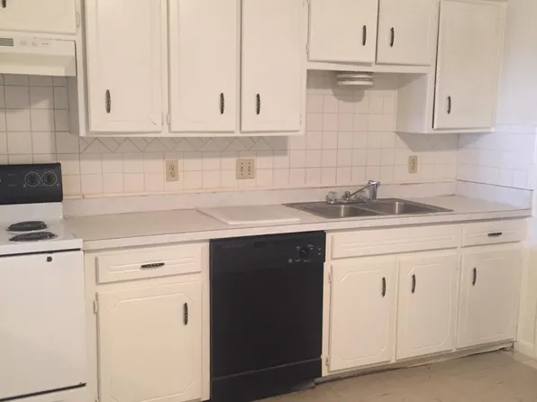 1911 Wisdom Dr, Amarillo, TX 79106