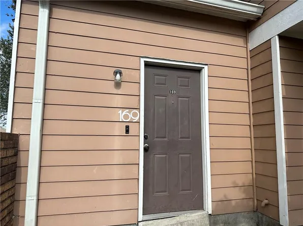 2425 Oxford Pl APT 169, Gretna, LA 70056