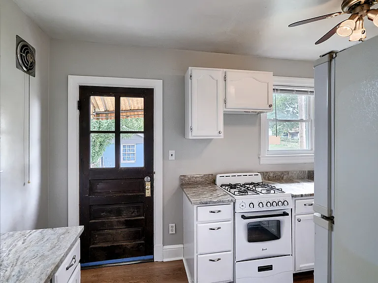 1031 Elm Ridge Ave #1 — Photo 13