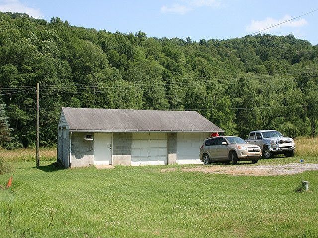 2nd image of 5422 Jarvisville Rd