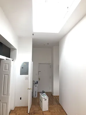 Rented by Nooklyn NYC LLC | media 41