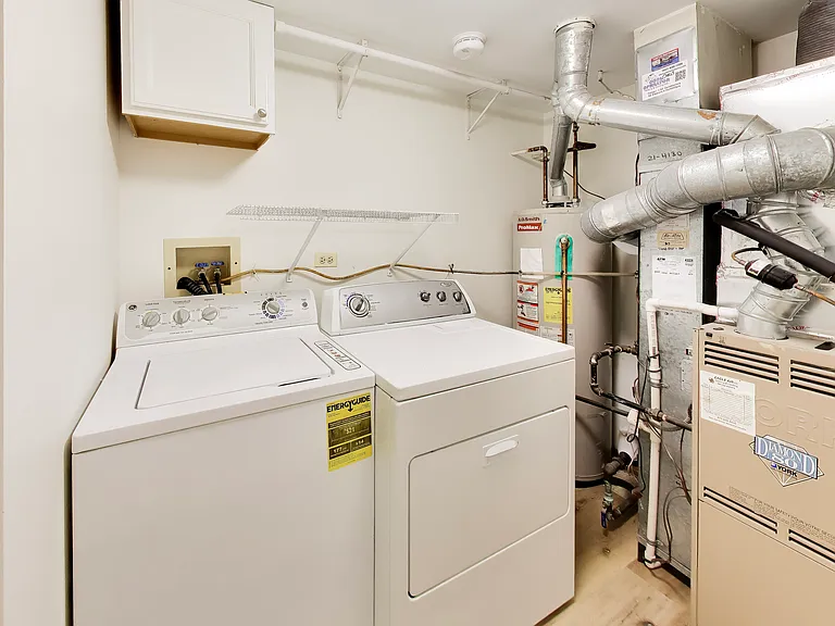 312 E Tall Oaks Ln — Photo 28