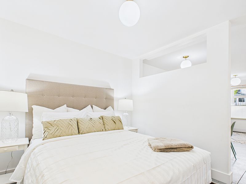 Victoria Townhouse for rent - 1 Bedroom — photo 10