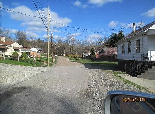 2nd image of 230 Taylor Dr
