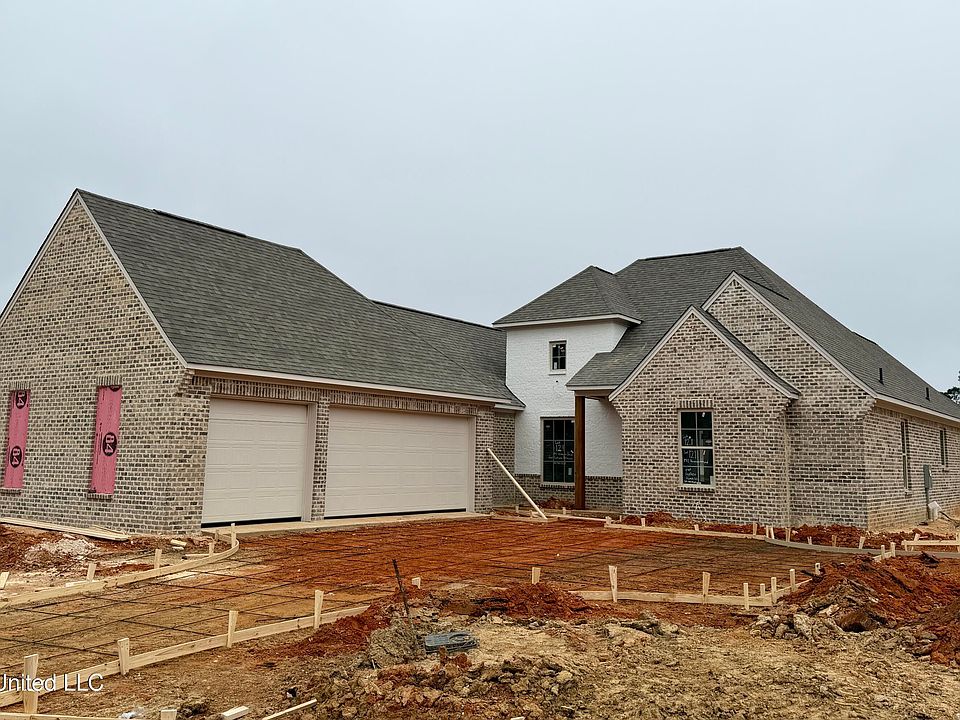 1st image of 192 Bronson Bnd