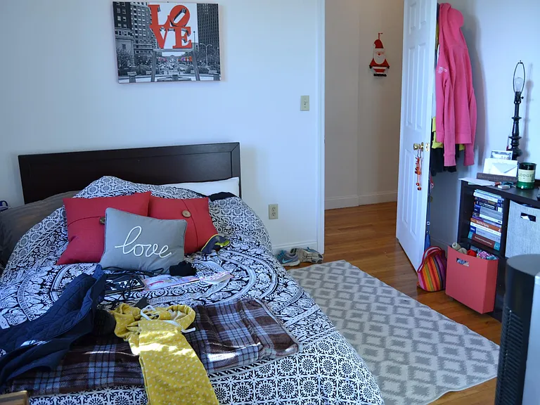 33 Egremont Rd #1 — Photo 11