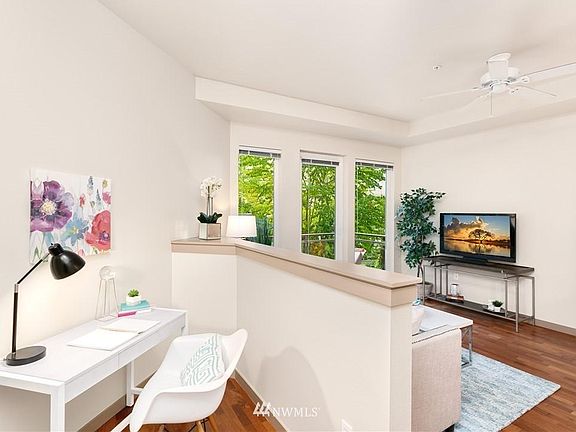 5th image of 375 Kirkland Ave APT 226