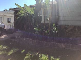 18706 Collins St, Tarzana, CA 91356