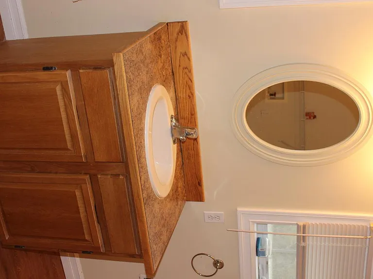 512 Stevenson St — Photo 2