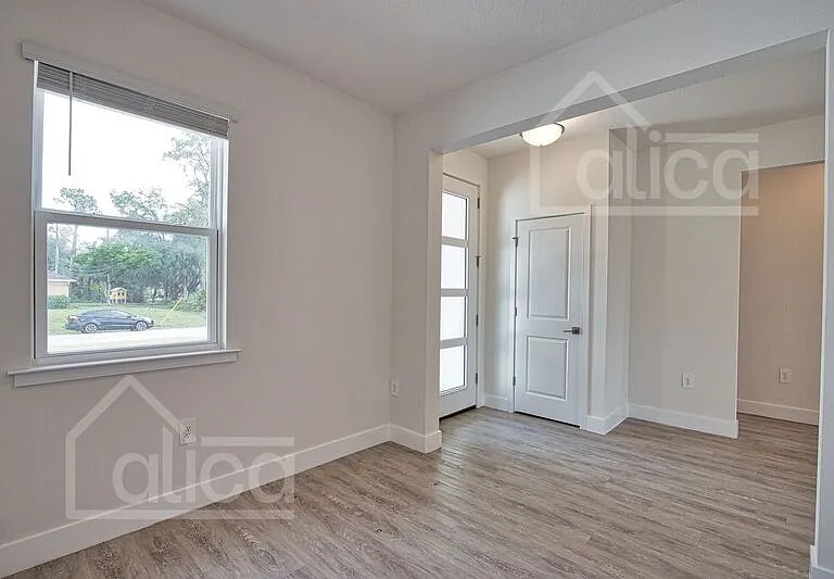 3539 Donahue Ave — Photo 6