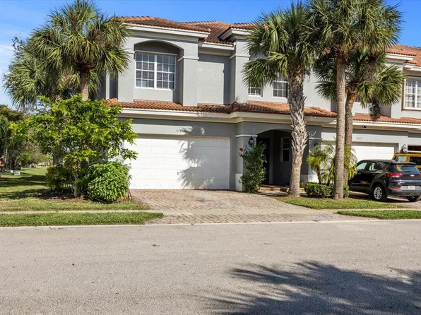 2181 SW Cape Cod Drive, Port St Lucie, FL 34953