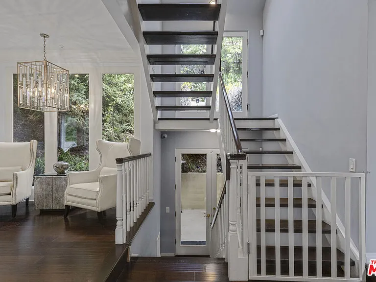 10023 Westwanda Dr — Photo 17