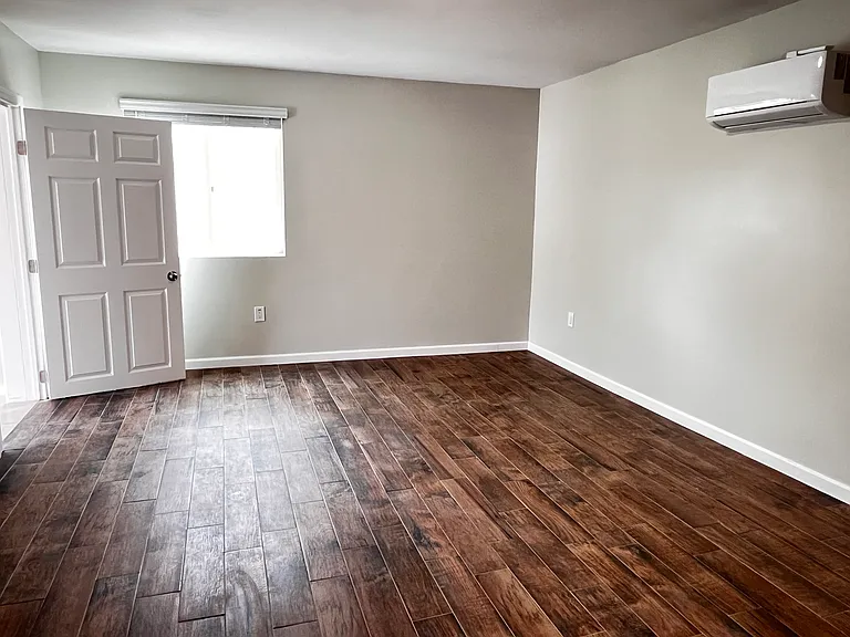 4711 Troy Ln #4713 — Photo 12